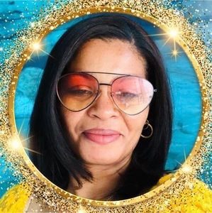 Meet your Posher, Dayma
